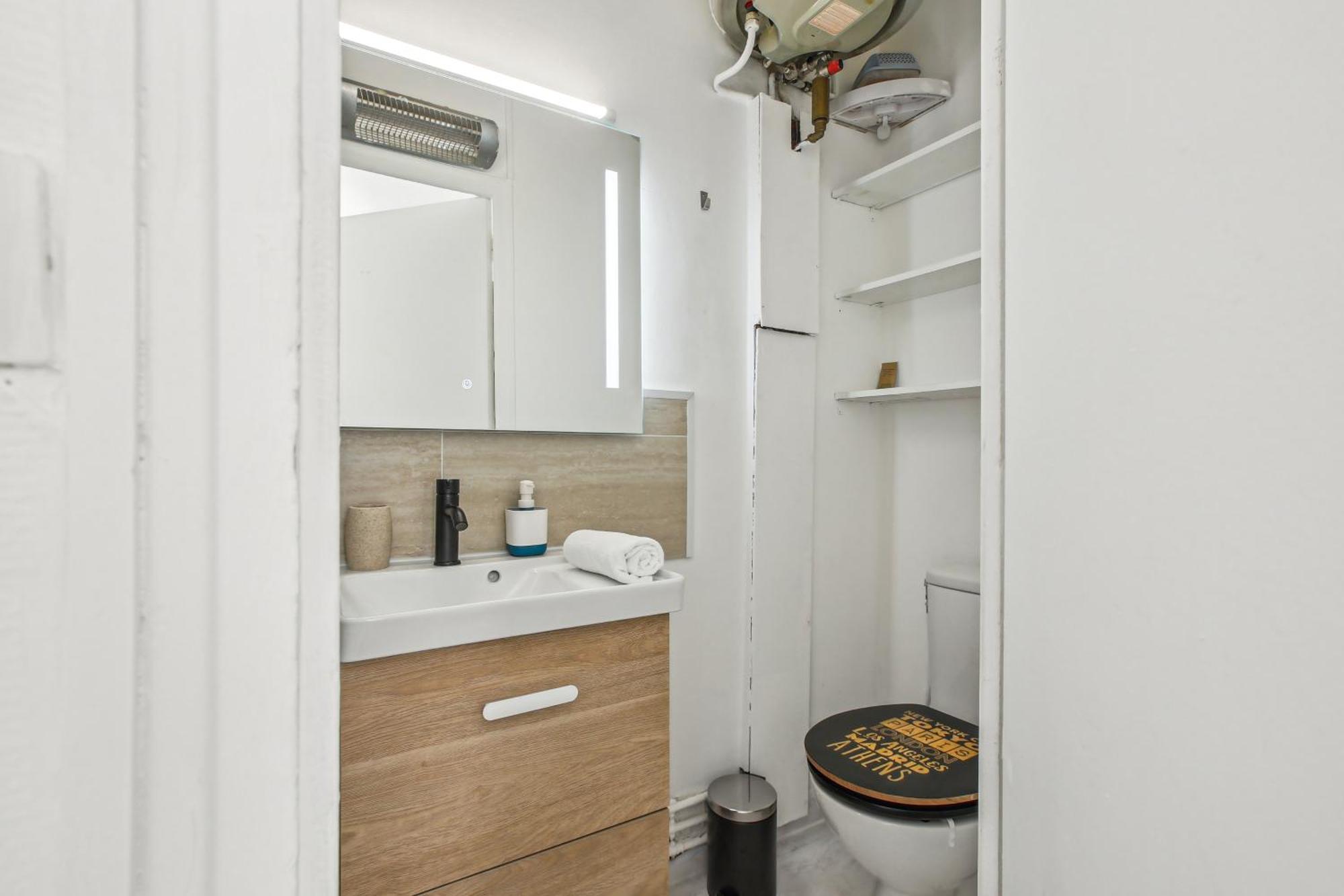 Chic And Comfortable Apart Paris Exterior foto